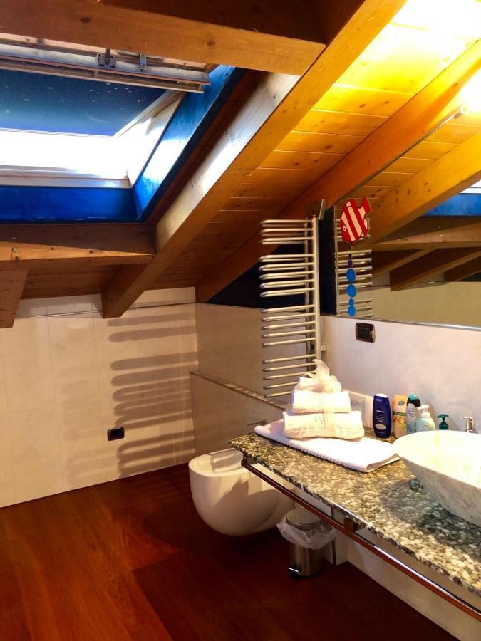 Il Sasso Bianco Bb Appartamento Comerio Esterno foto